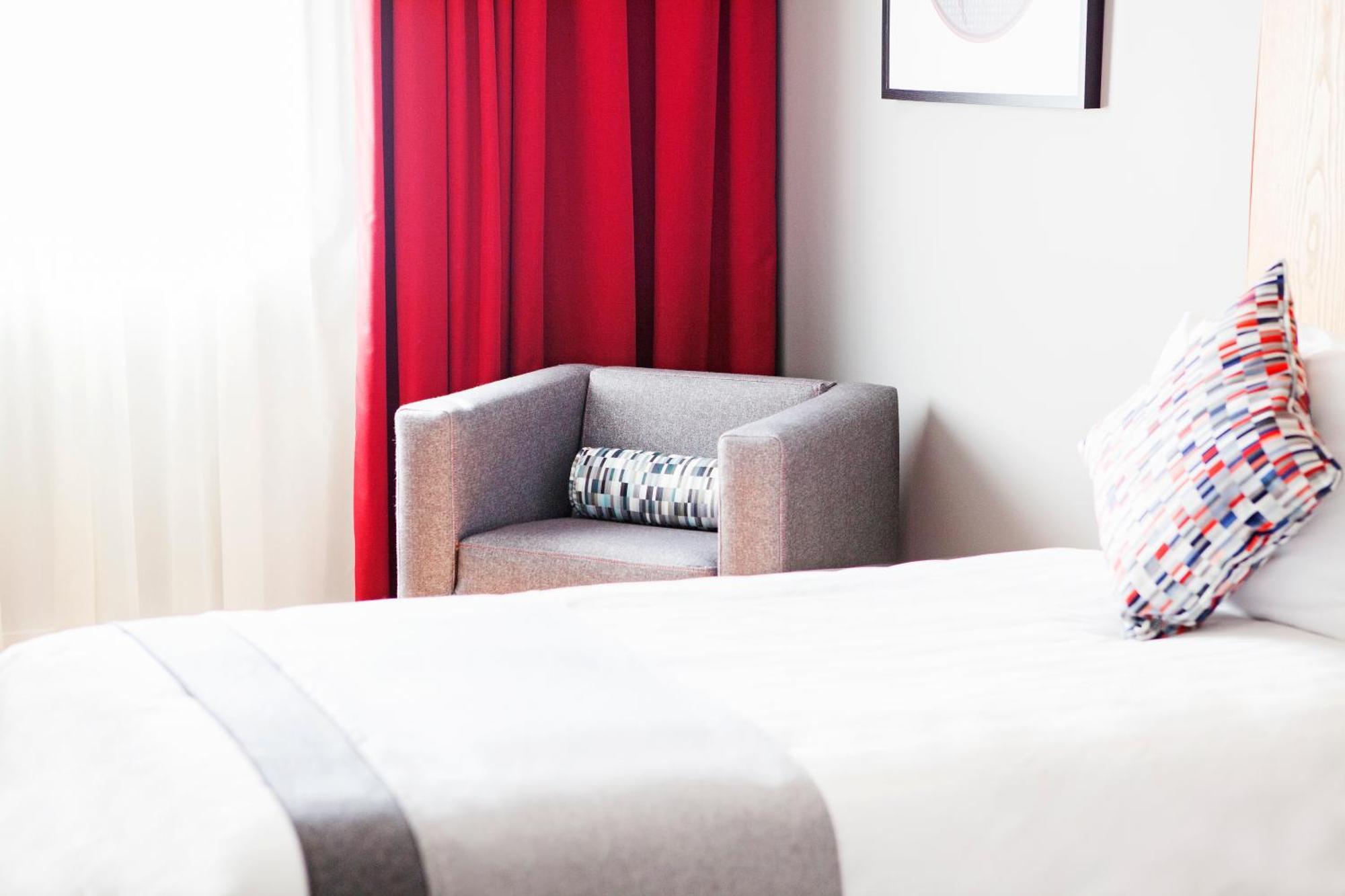 Ramada By Wyndham Belfast Ξενοδοχείο Εξωτερικό φωτογραφία