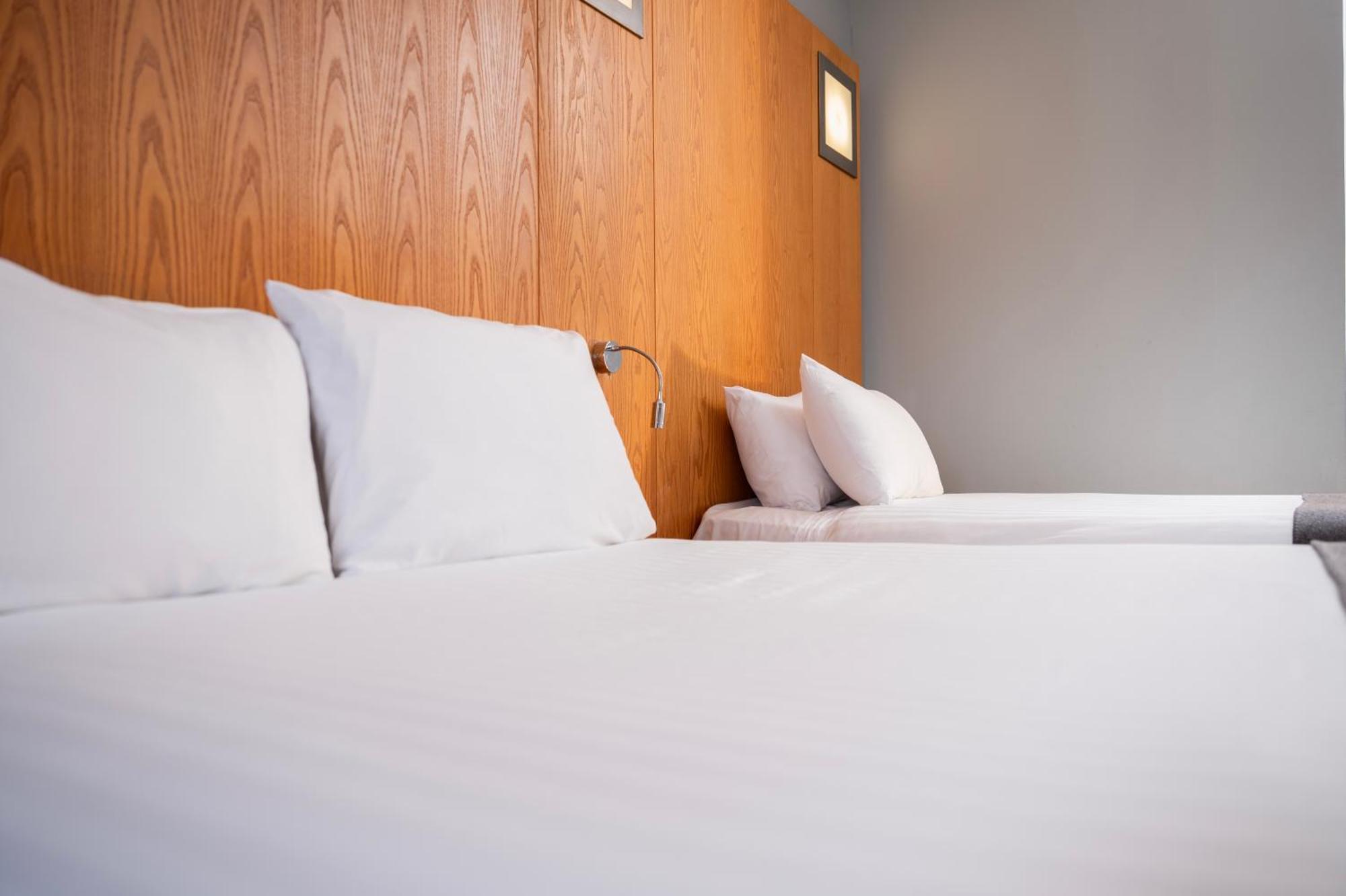 Ramada By Wyndham Belfast Ξενοδοχείο Εξωτερικό φωτογραφία