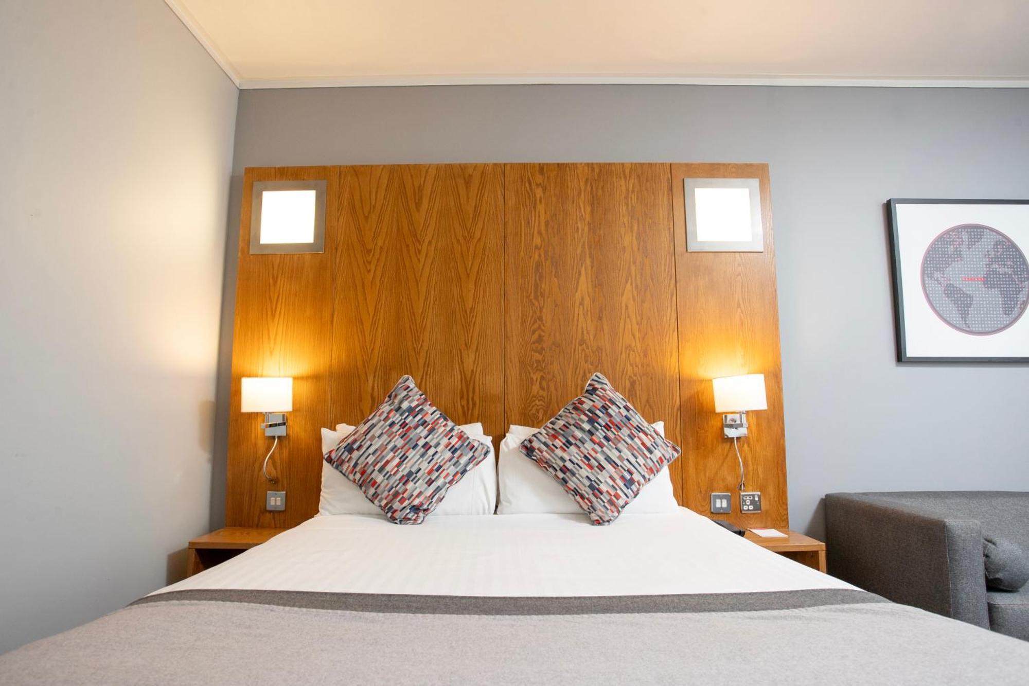 Ramada By Wyndham Belfast Ξενοδοχείο Εξωτερικό φωτογραφία