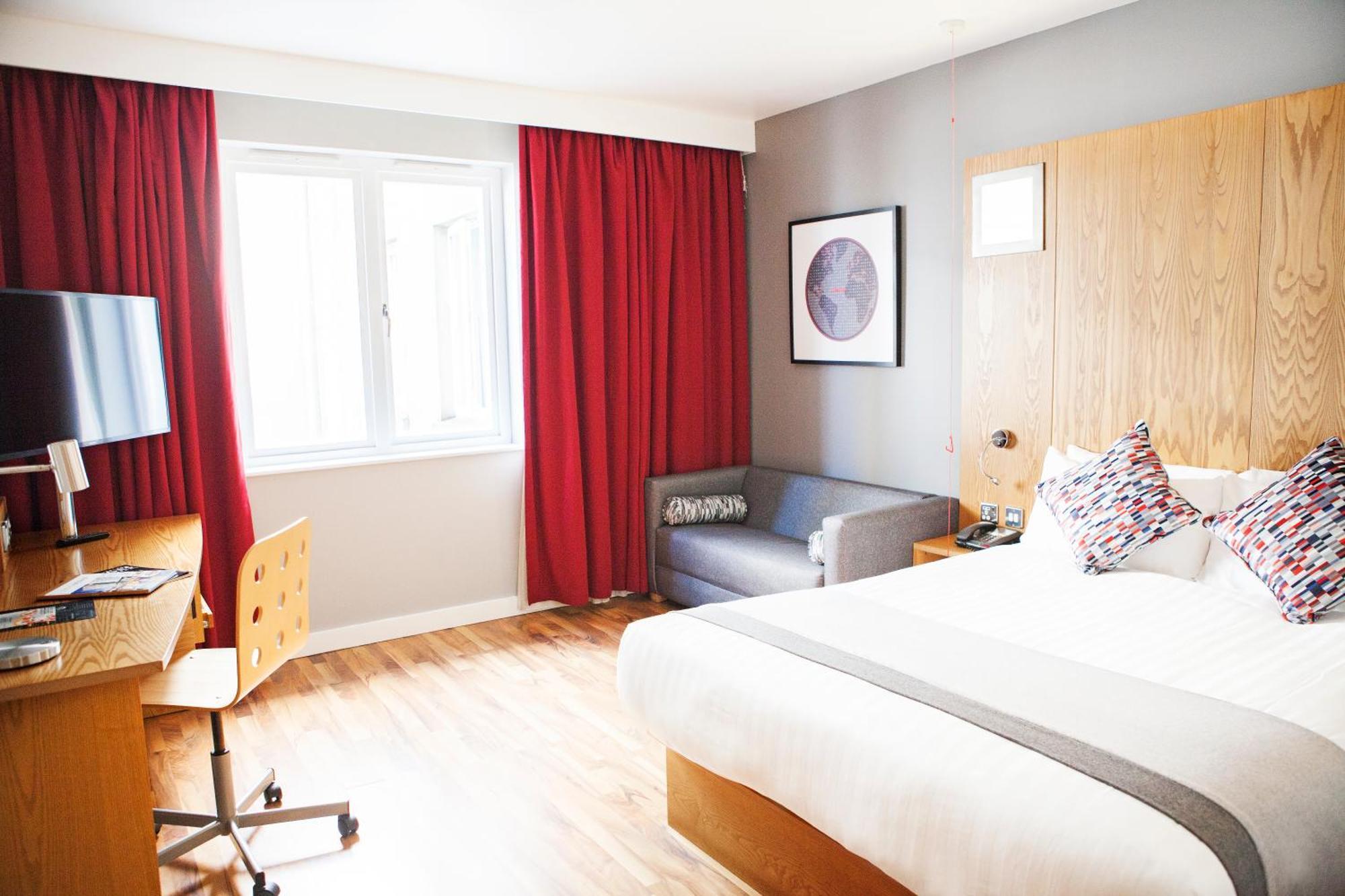 Ramada By Wyndham Belfast Ξενοδοχείο Εξωτερικό φωτογραφία