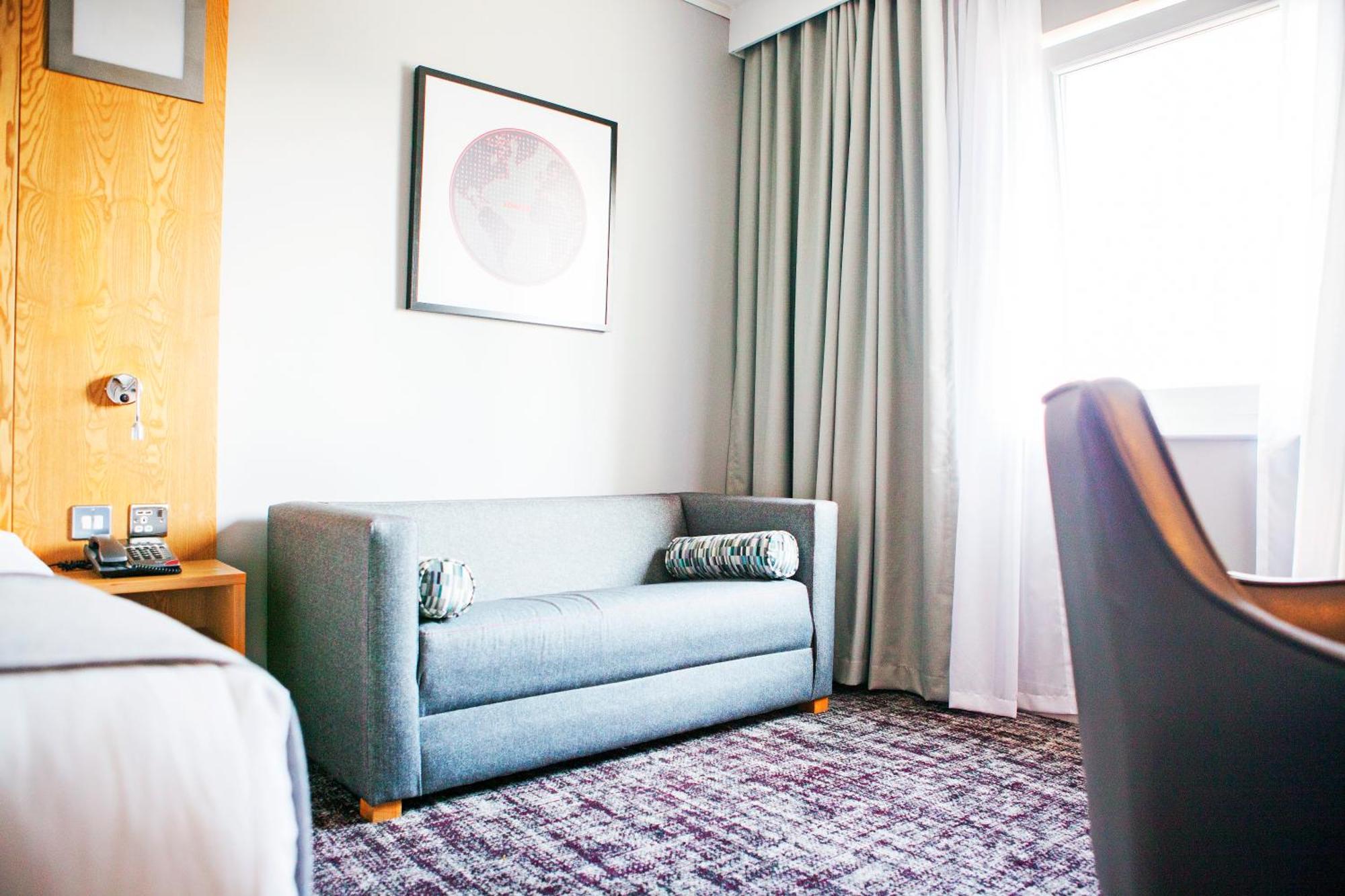 Ramada By Wyndham Belfast Ξενοδοχείο Εξωτερικό φωτογραφία