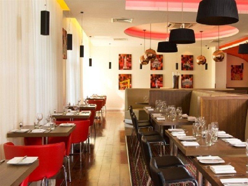 Ramada By Wyndham Belfast Ξενοδοχείο Εξωτερικό φωτογραφία