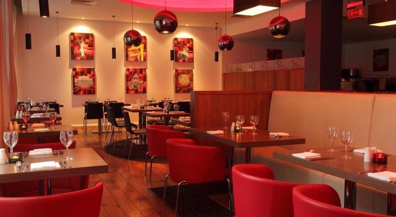 Ramada By Wyndham Belfast Ξενοδοχείο Εξωτερικό φωτογραφία