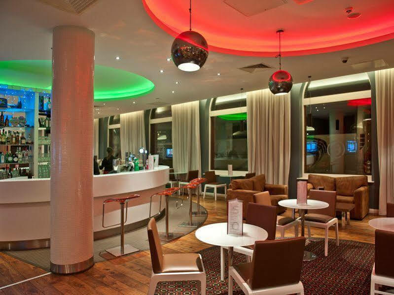 Ramada By Wyndham Belfast Ξενοδοχείο Εξωτερικό φωτογραφία